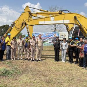 โครงการกำจัดวัชพืชอ่างเก็บน้ำห้วยโลก ประจำปี 2569